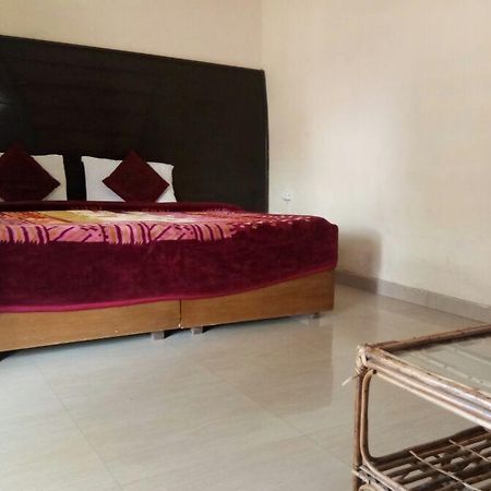 Hotel Bhajgovindam Haridwār Екстериор снимка