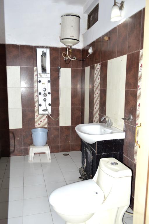 Hotel Bhajgovindam Haridwār Екстериор снимка