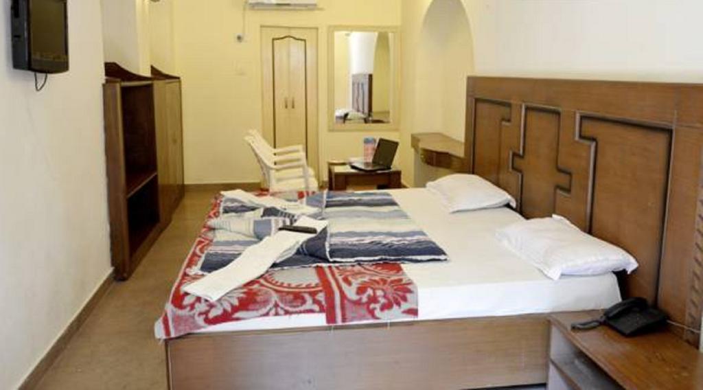 Hotel Bhajgovindam Haridwār Стая снимка