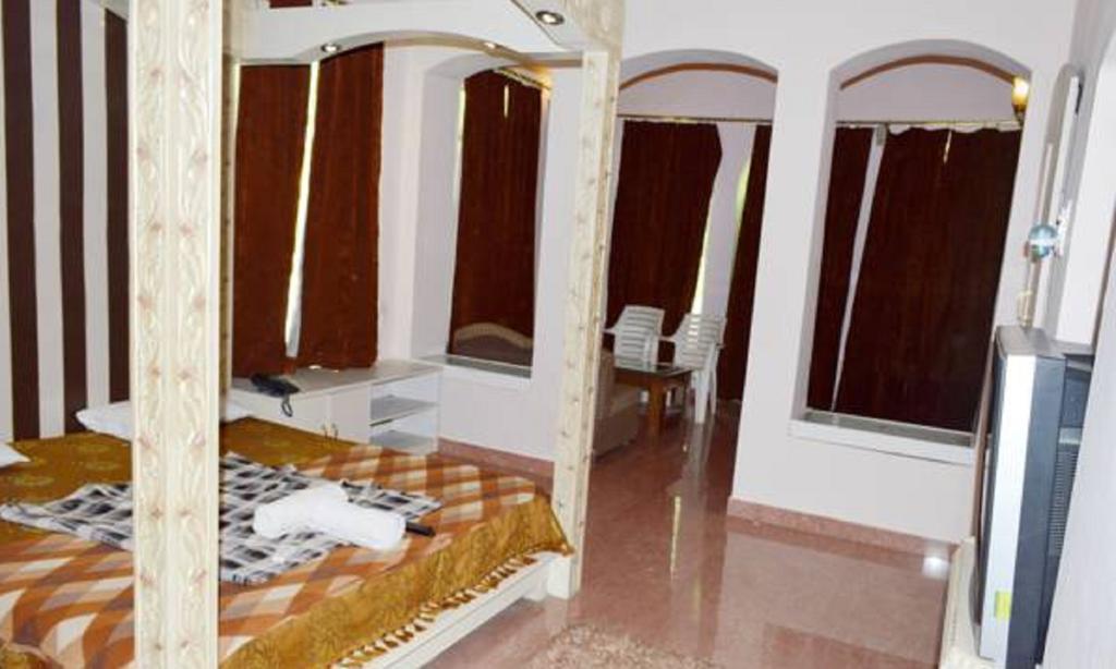 Hotel Bhajgovindam Haridwār Стая снимка