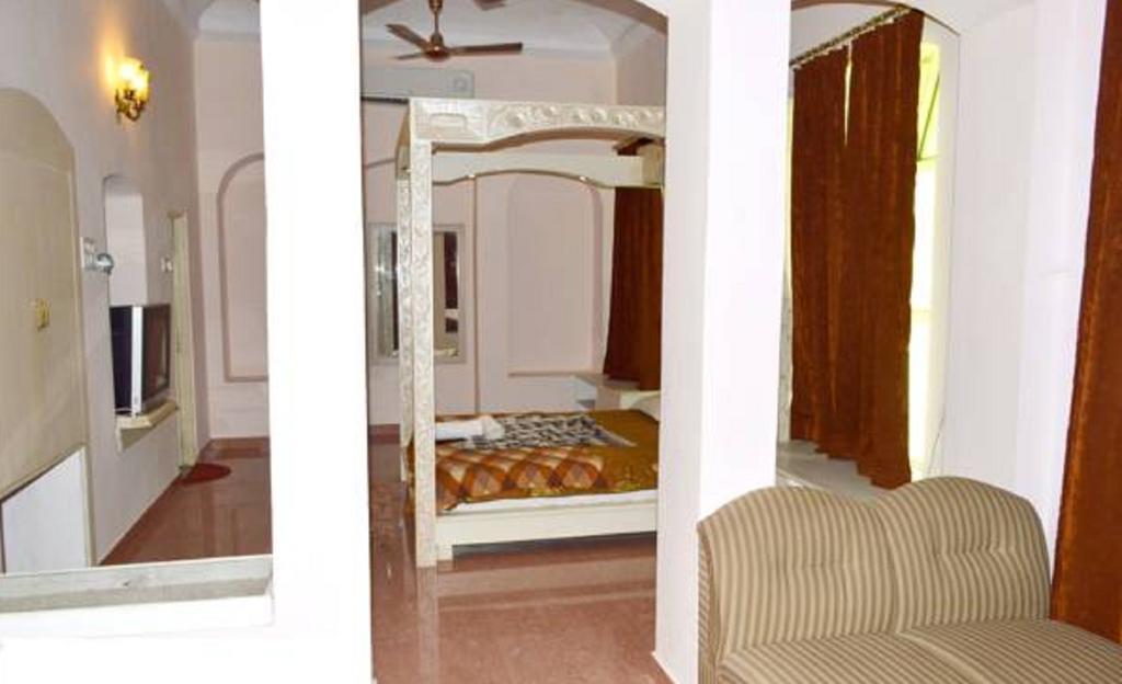 Hotel Bhajgovindam Haridwār Стая снимка