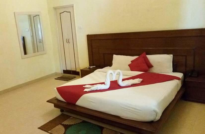 Hotel Bhajgovindam Haridwār Екстериор снимка