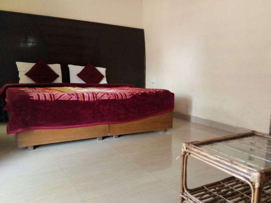 Hotel Bhajgovindam Haridwār Екстериор снимка